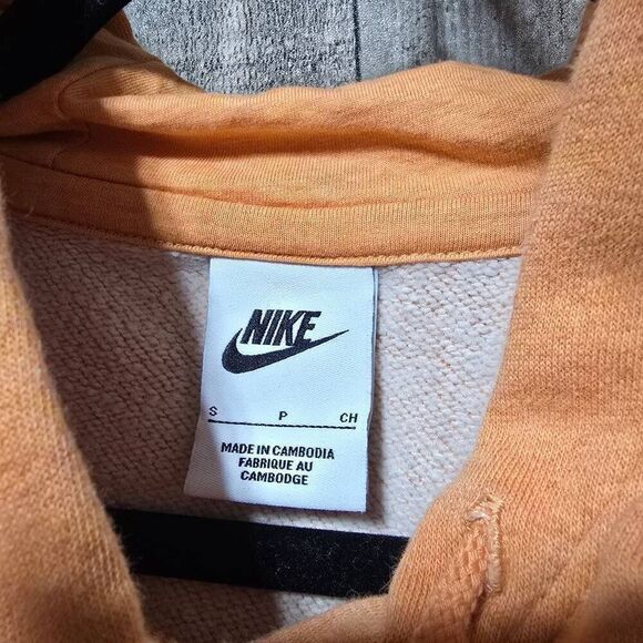 Nike Sportswear Club Fleece Oversized Crop Graphic Hoodie Orange Sherbert - Picture 5 of 6
